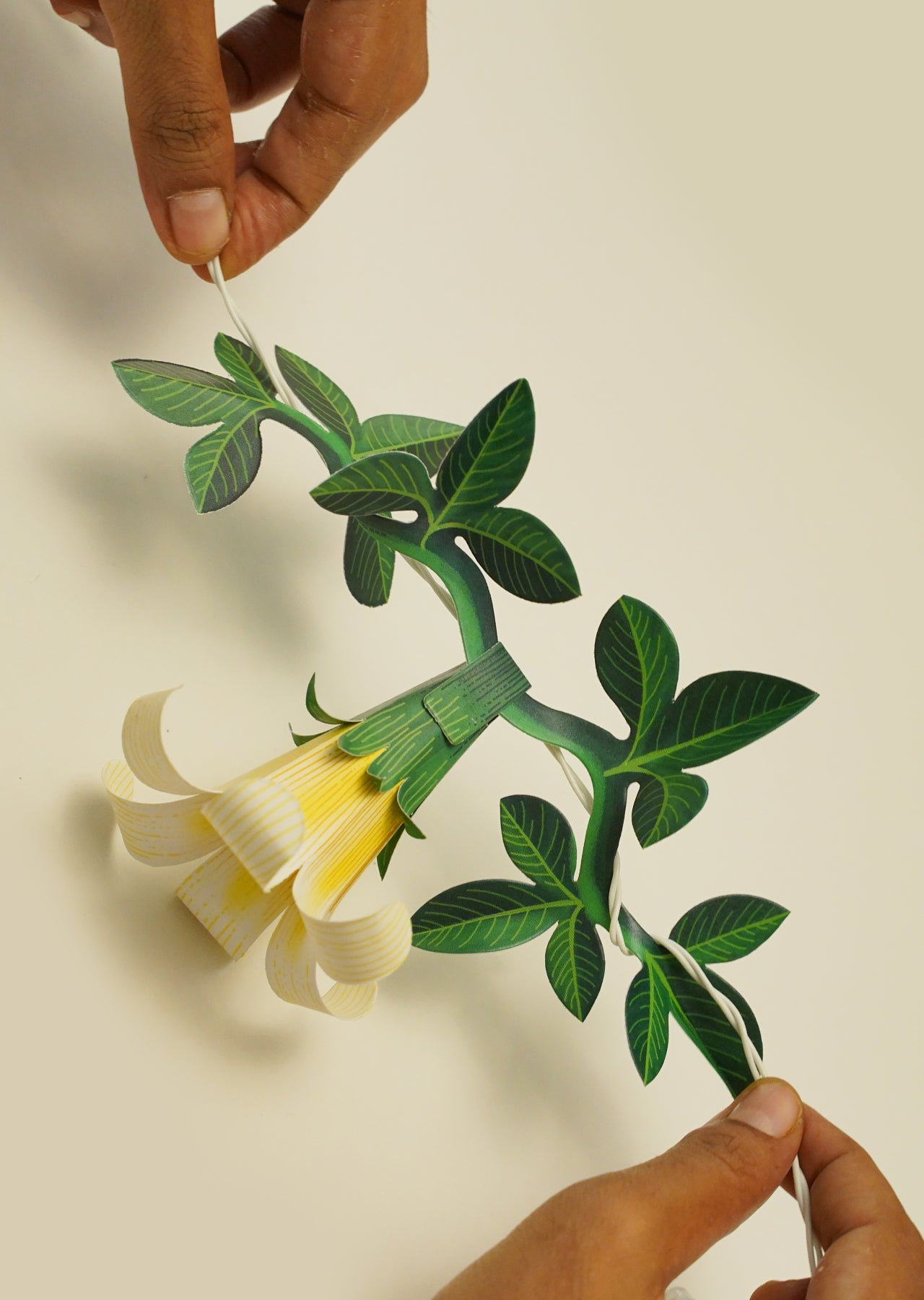 White Paper Flower Fairy Lights (10 flowers)