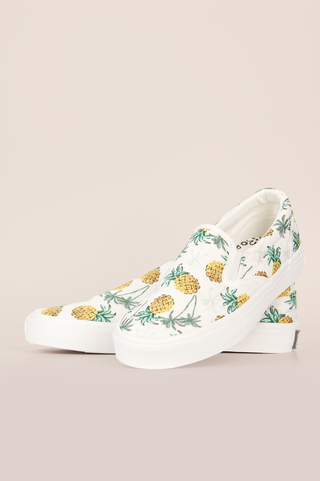 Pineapple vans slip sales on