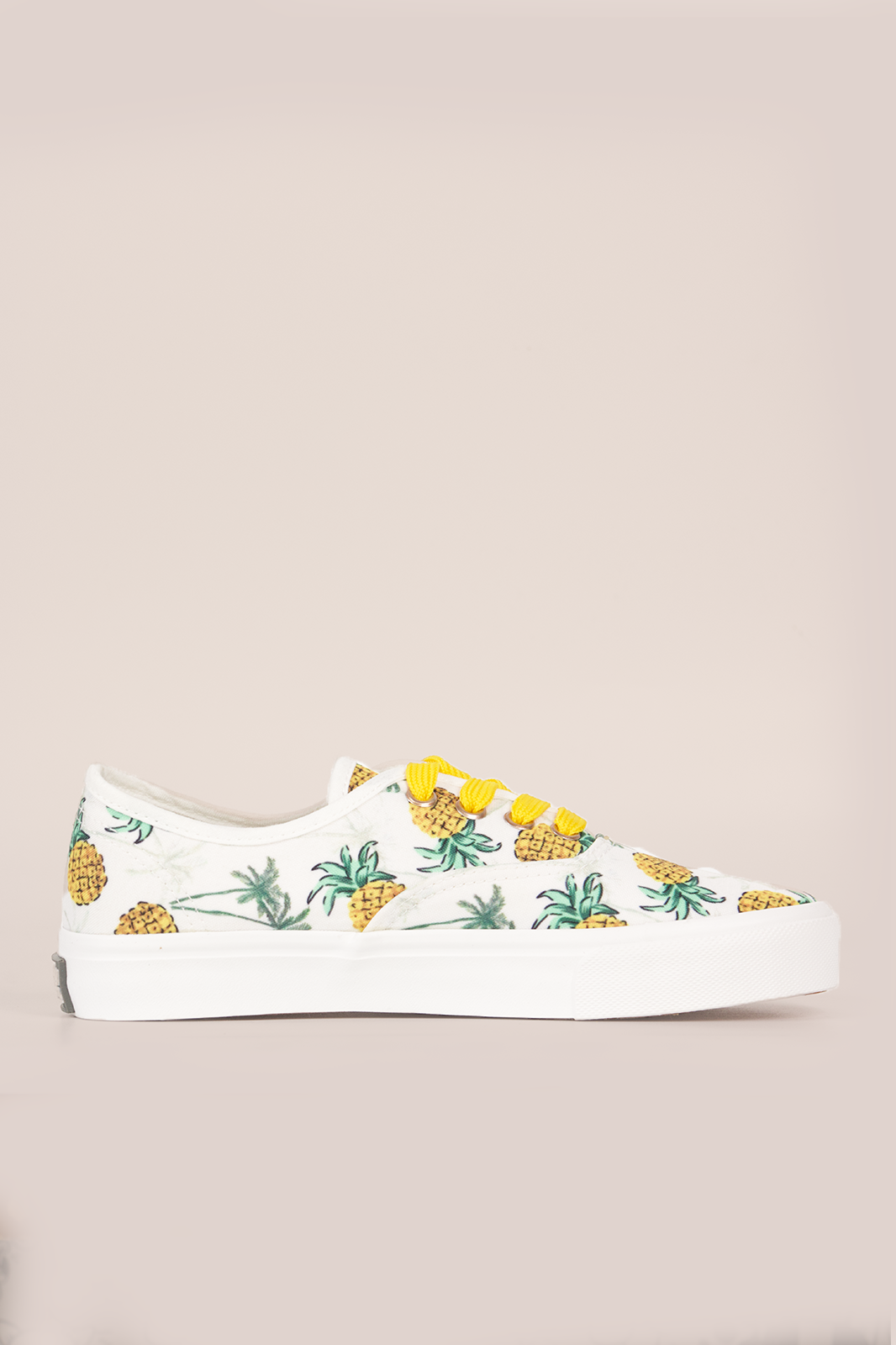 Pineapple clearance print vans