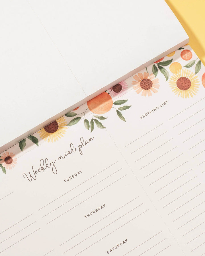 Orange Garden Weekly Meal Planner