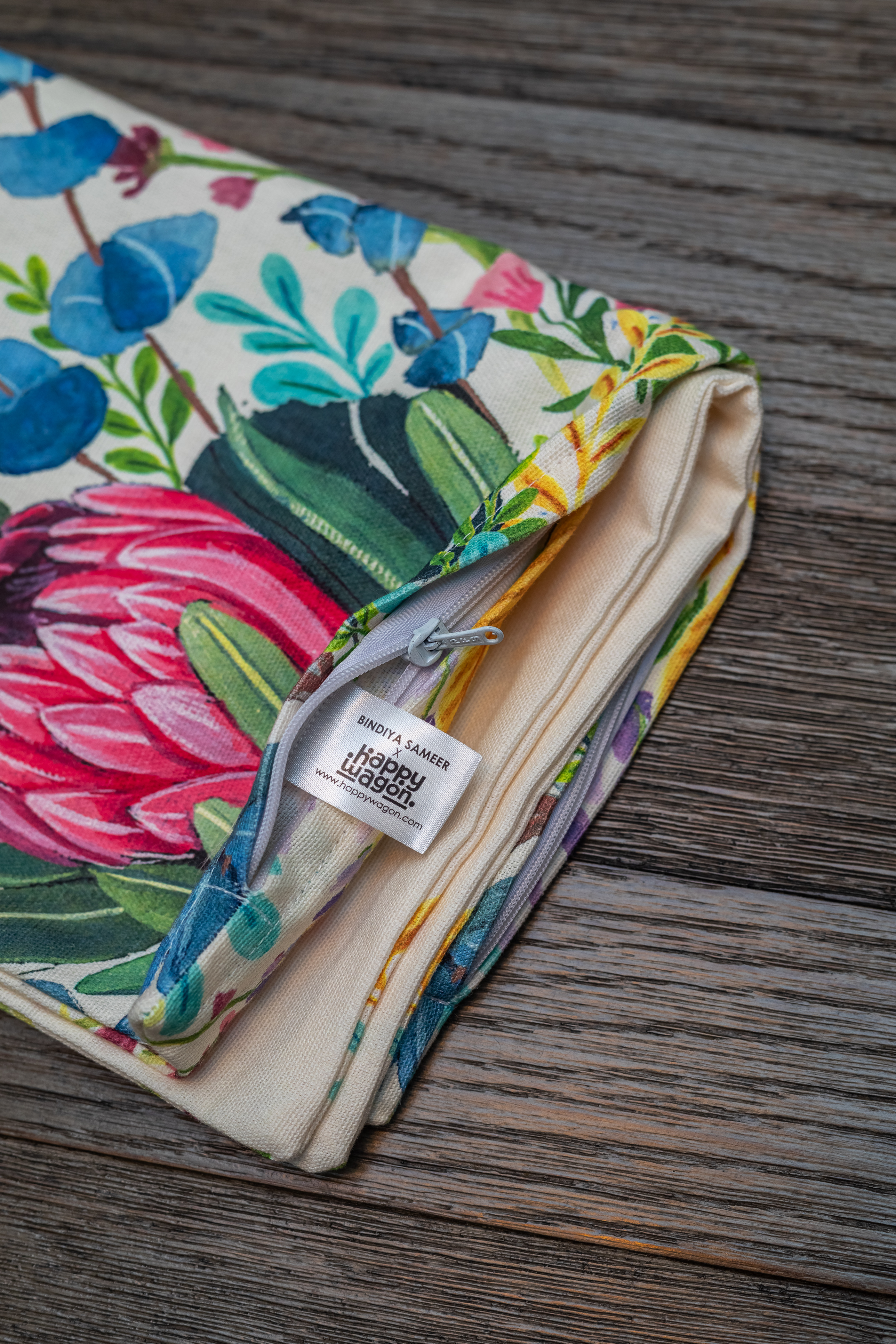 Pretty Portea Cushion Cover