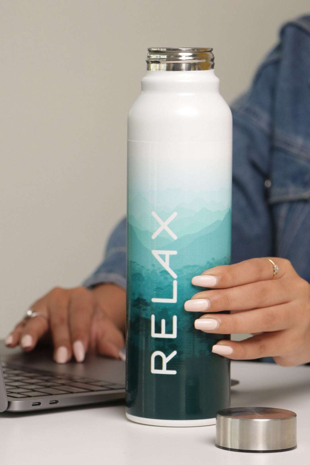 Hydrate & Relax Water Bottle 980ml