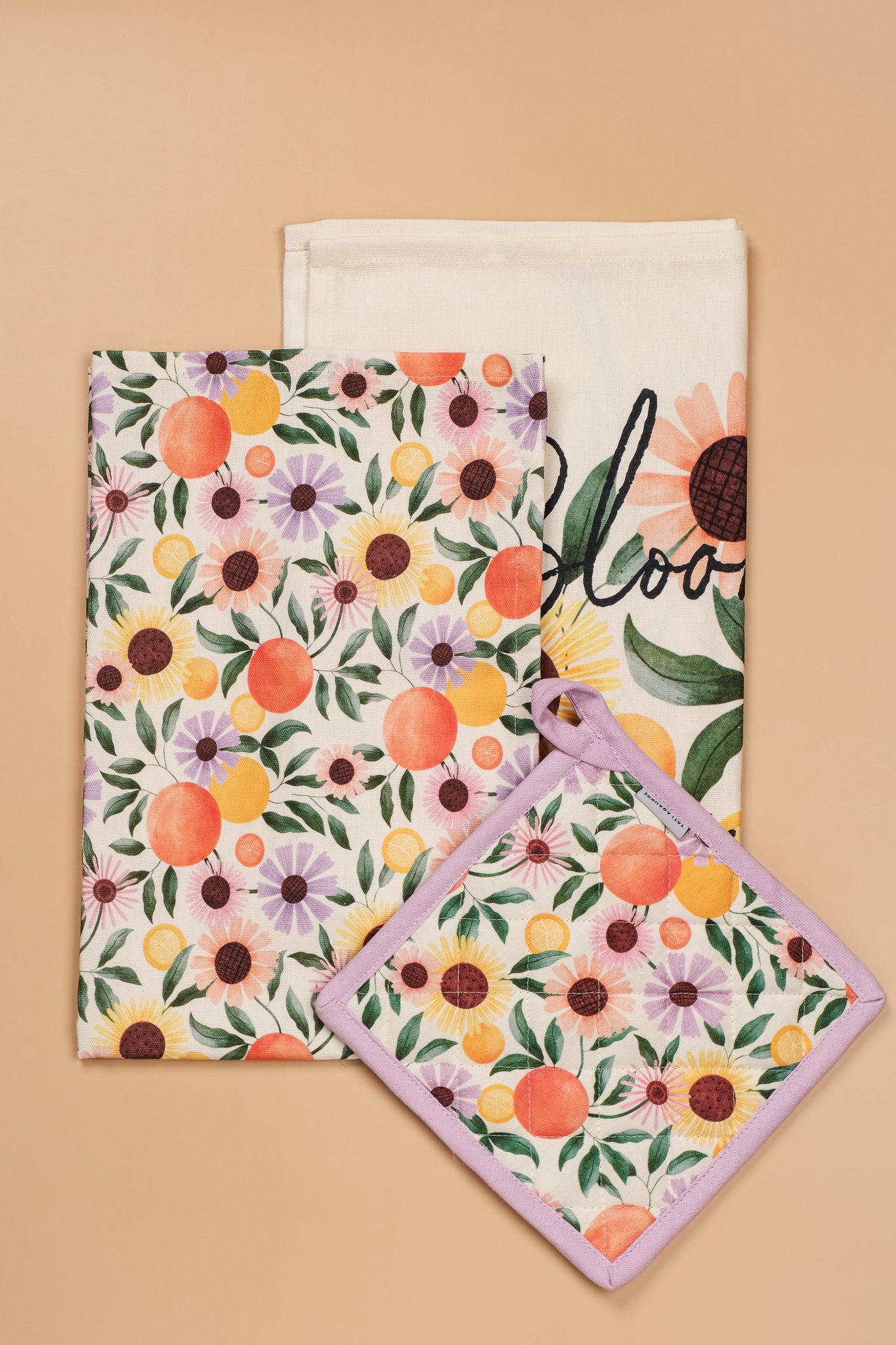 Orange Garden Pot holder & Tea Towels Set