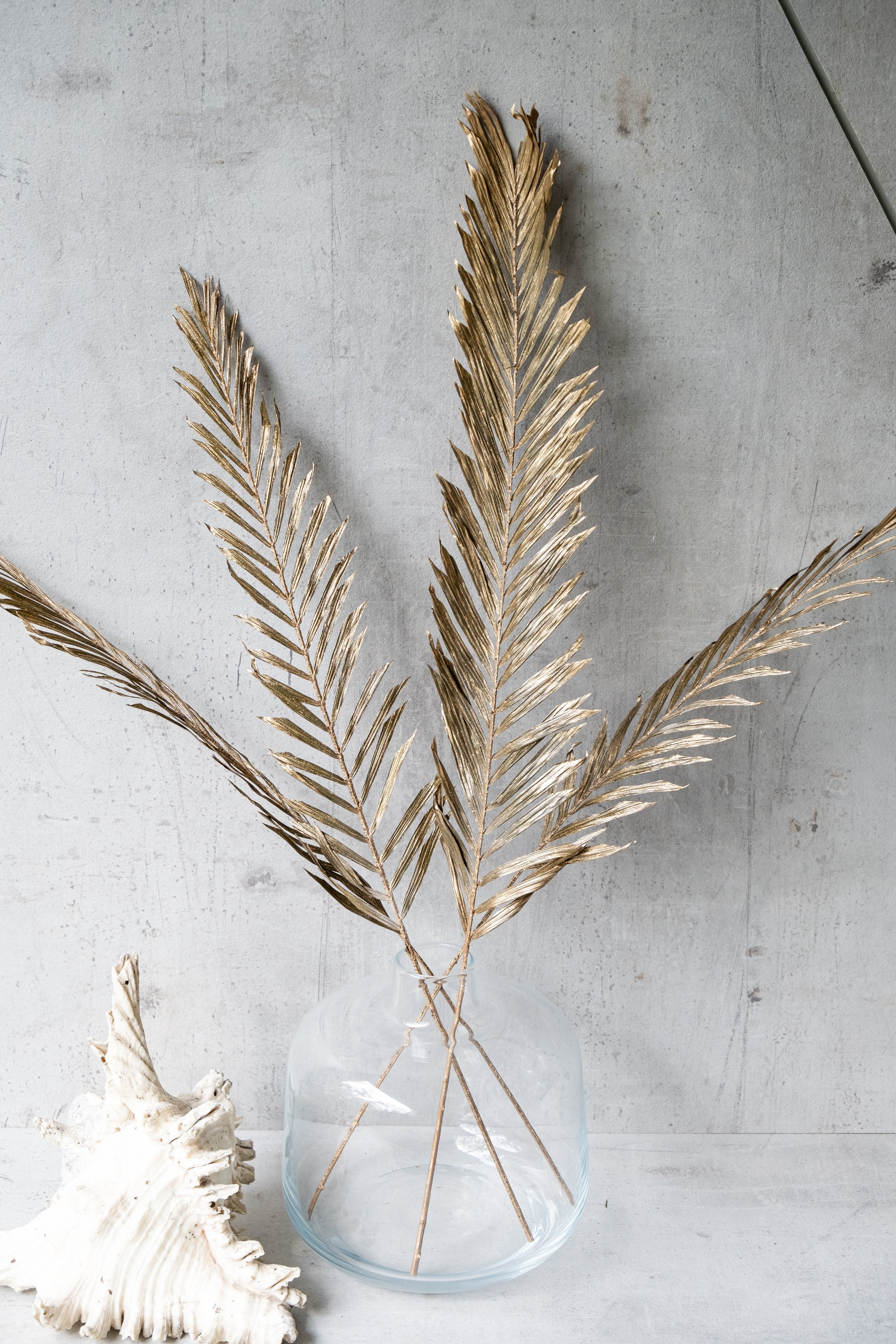 Gold washed cannacut leaves (5 stems)